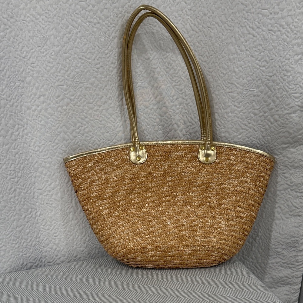 Elegant Tan Woven Tote Bag